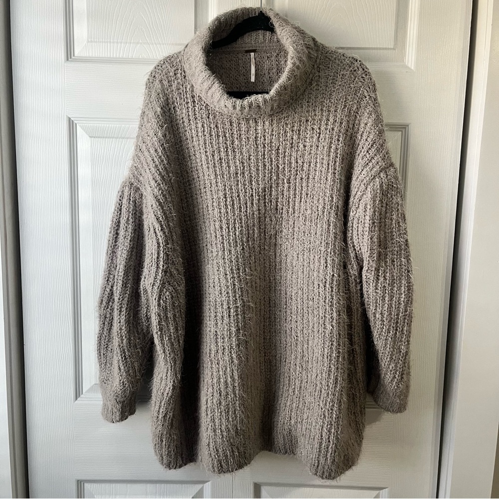 Free People Oasis Oversize Tunic Sweater in Silver Glass Combo Size Small